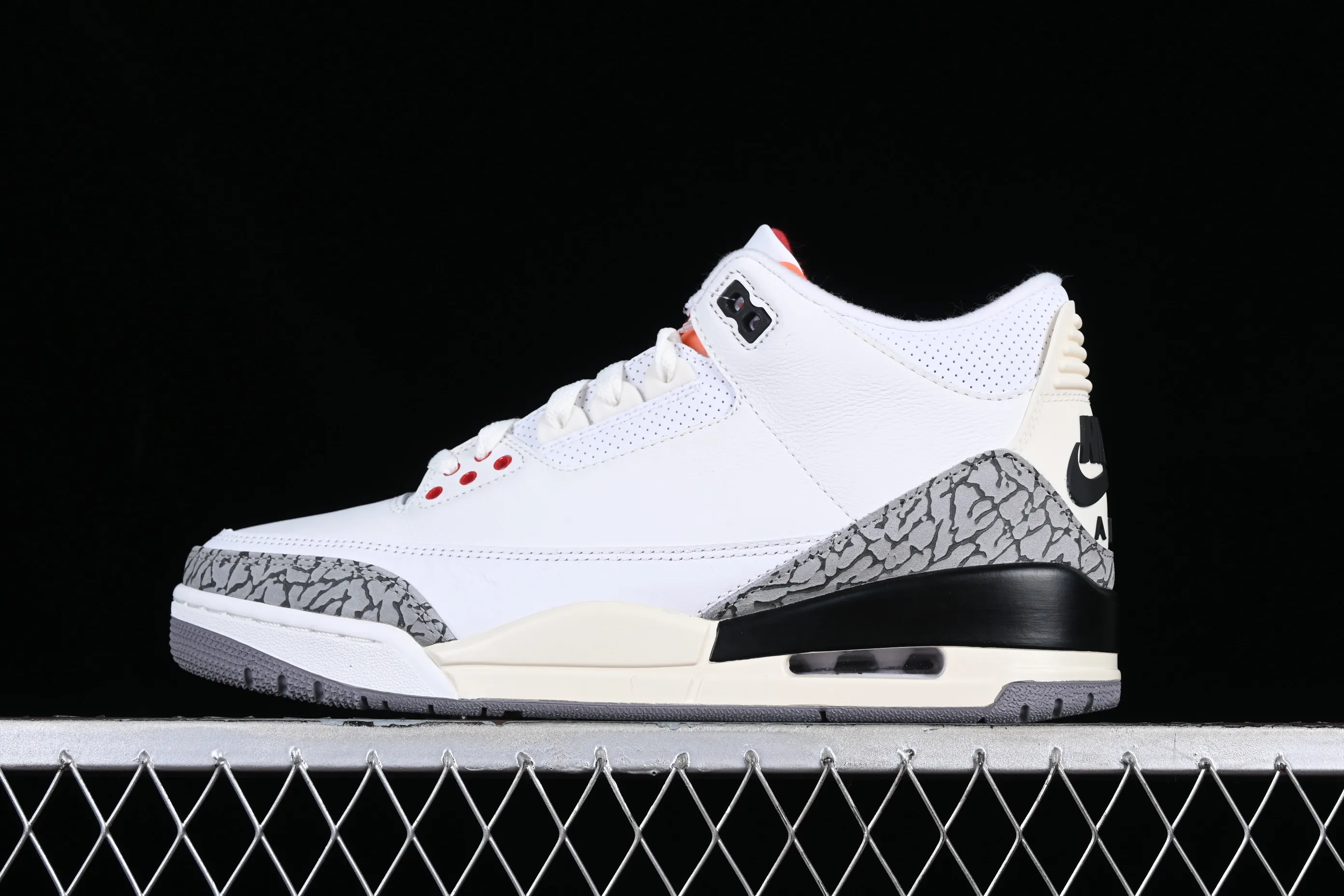 All categories Air Jordan Jordan series basketball shoes Air Jordan 3 foreign trade version Air Jordan 3 "White Cement Reimagined" AJ3 Joe 3 new white cement replica basketball shoes DN3707-100